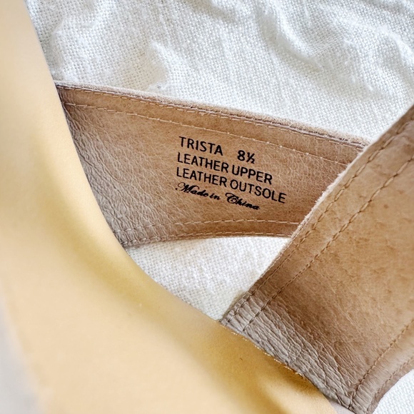 Donald J Pliner Trista Womens Slip On Strappy Heel Size 8.5 New - Picture 7 of 7